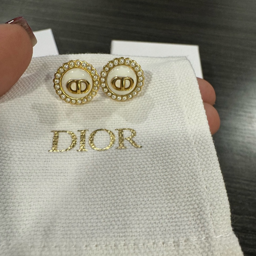 DIOR EARRINGS